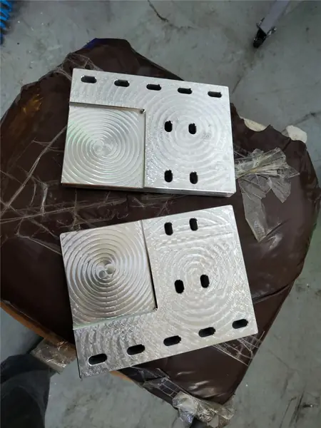 Faced mounting plates